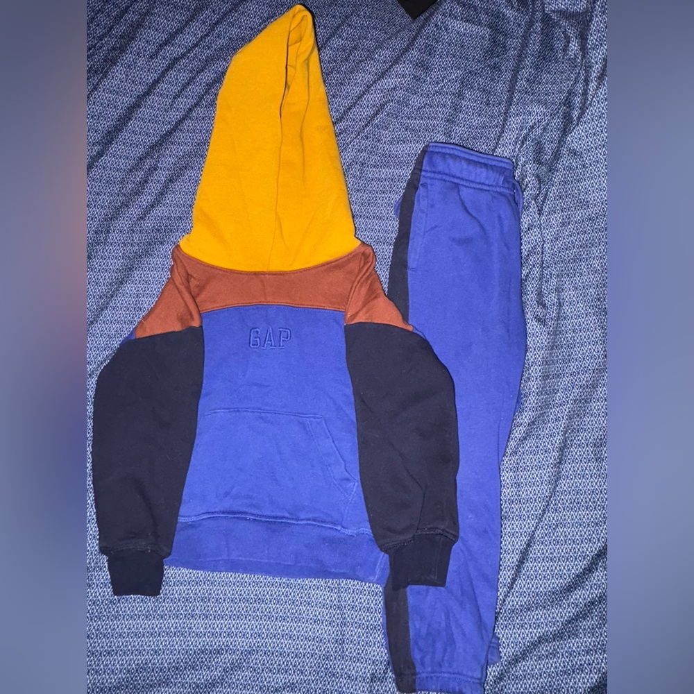 GAP Kids Blue and Yellow Jogger Set